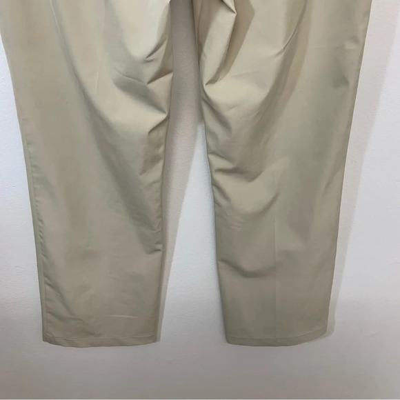 Nike Golf Pants Woman Medium  Dri Fit Straight Leg Beigh Stretch Pockets Trouser - Picture 10 of 16